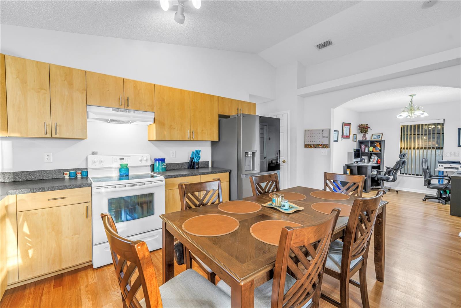 3000 DR MARTIN LUTHER KING JR ST S