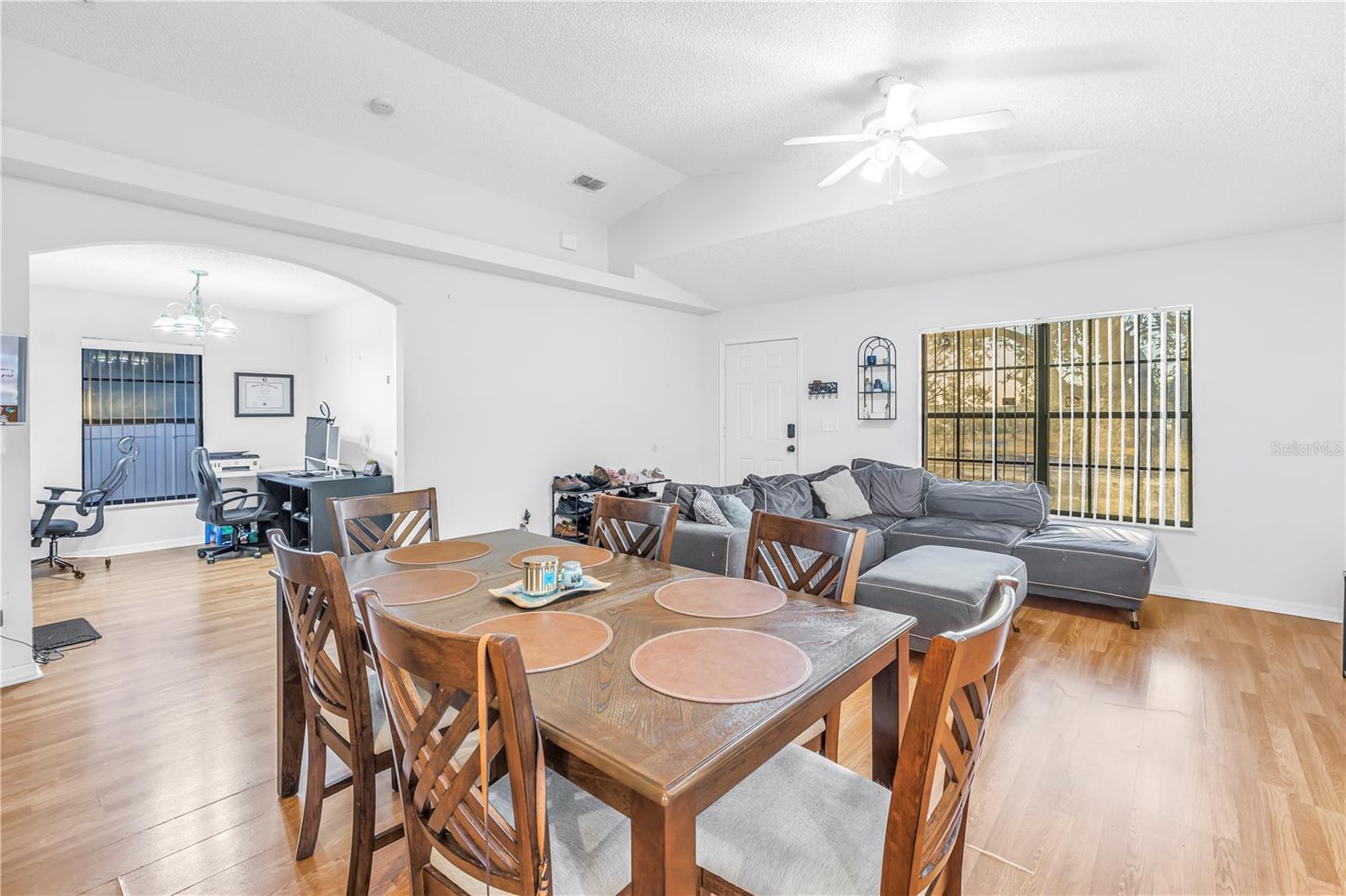 3000 DR MARTIN LUTHER KING JR ST S