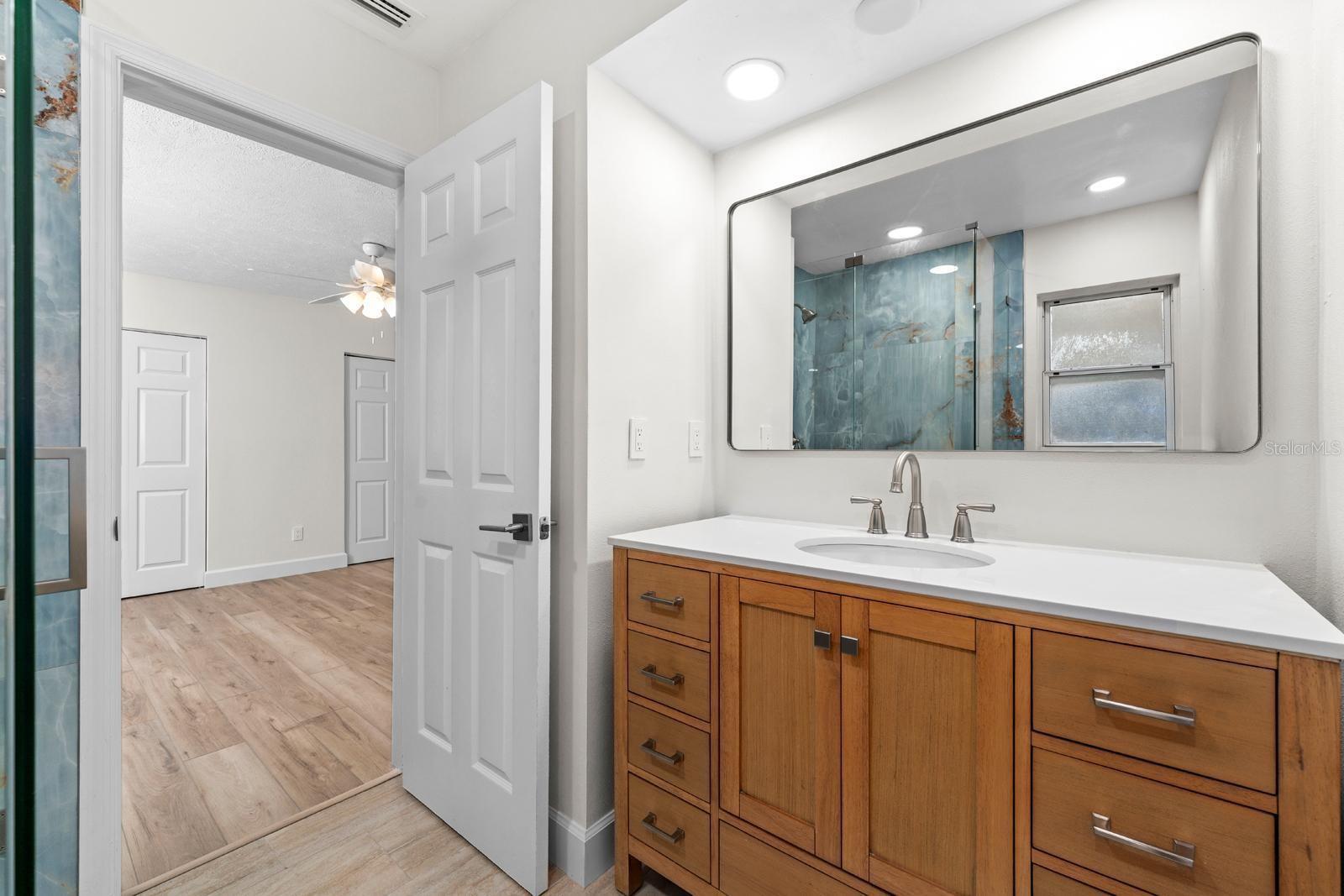 4540 BAYSHORE BLVD NE