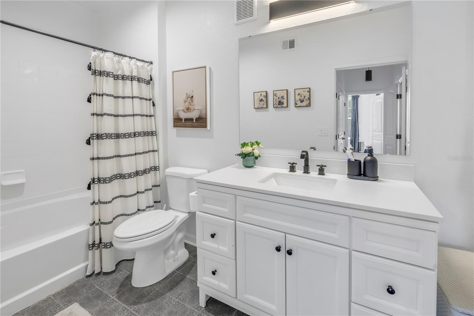 4221 W SPRUCE ST #1325