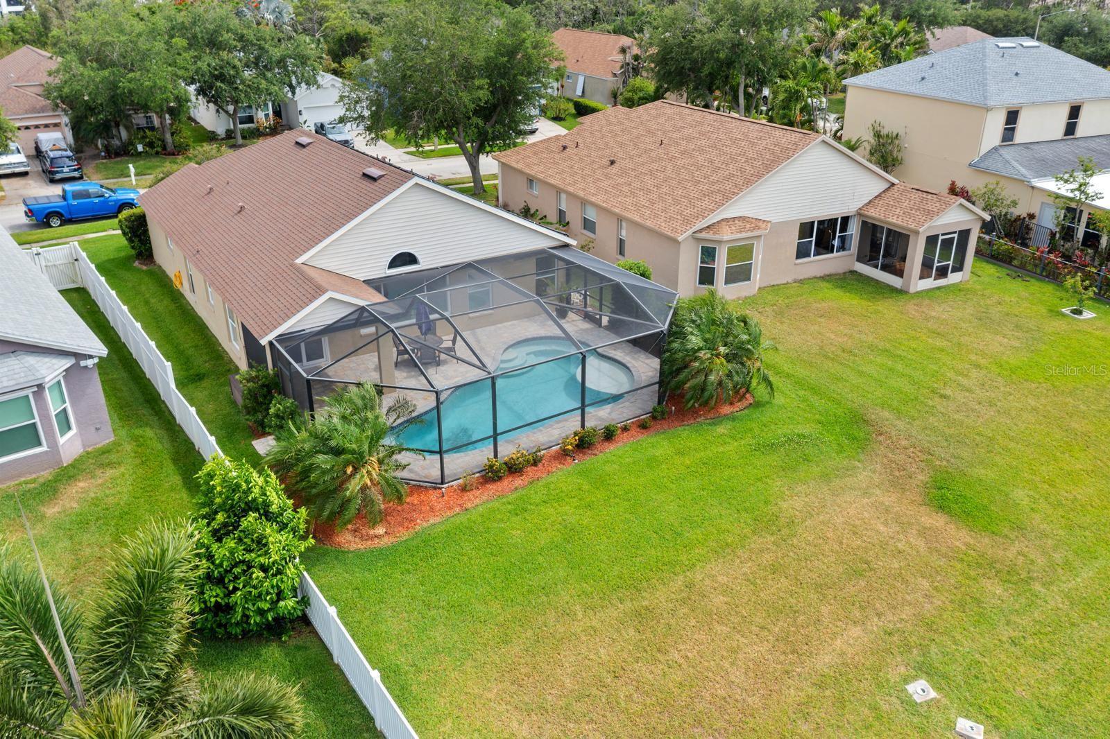 735 NE ADDISON DR