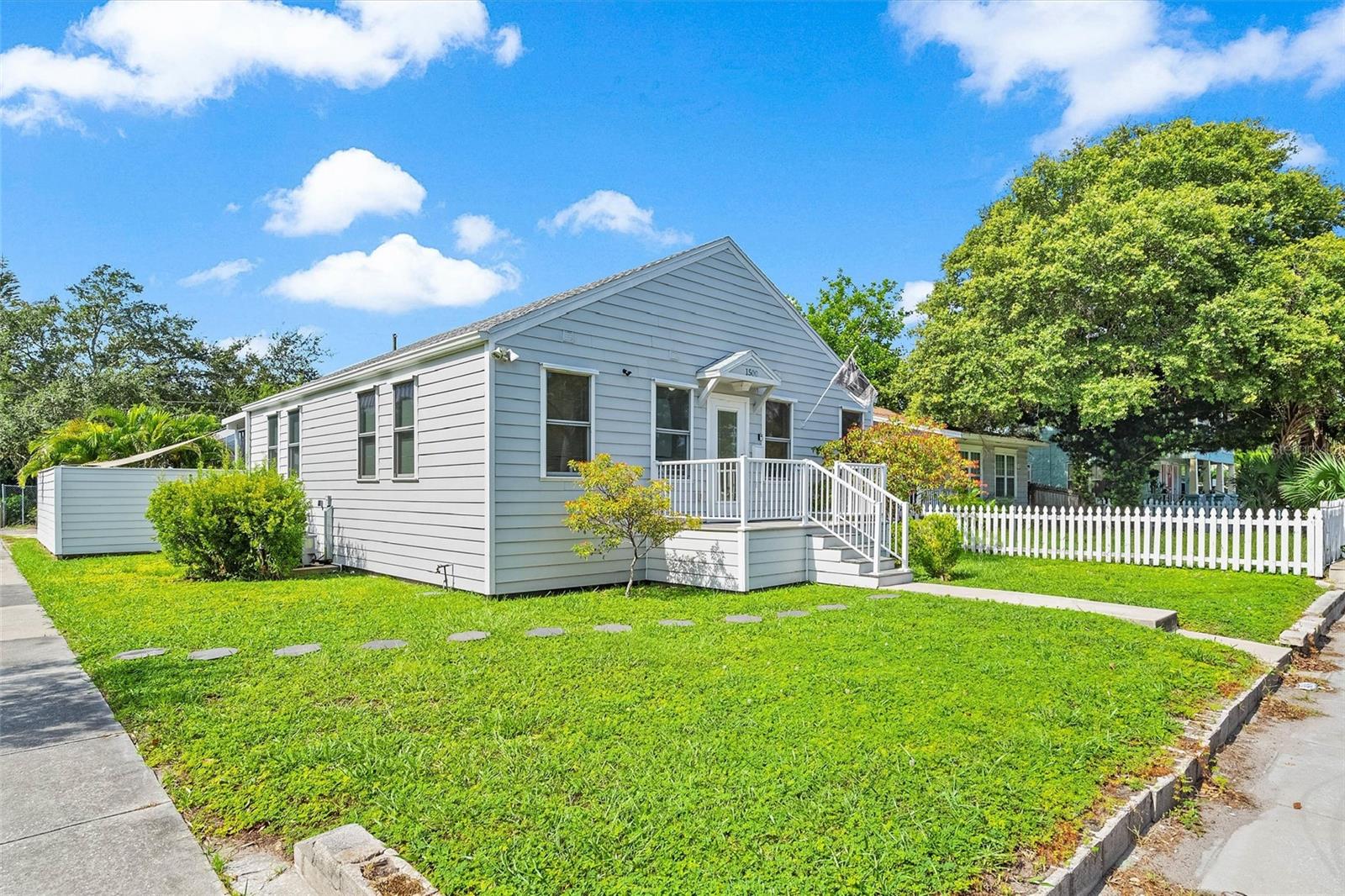 1500 9TH AVE N