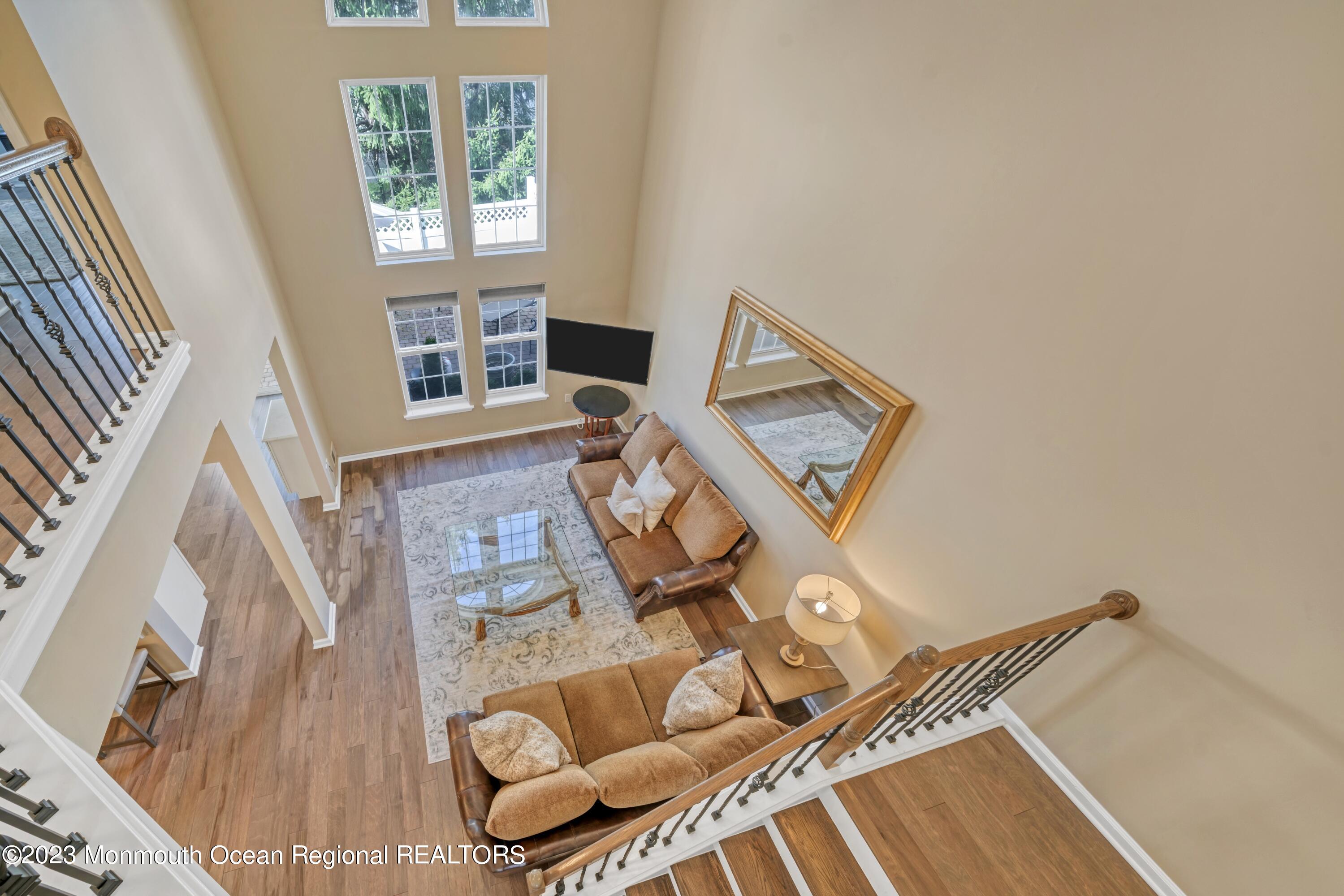 37 Fox Meadow Lane