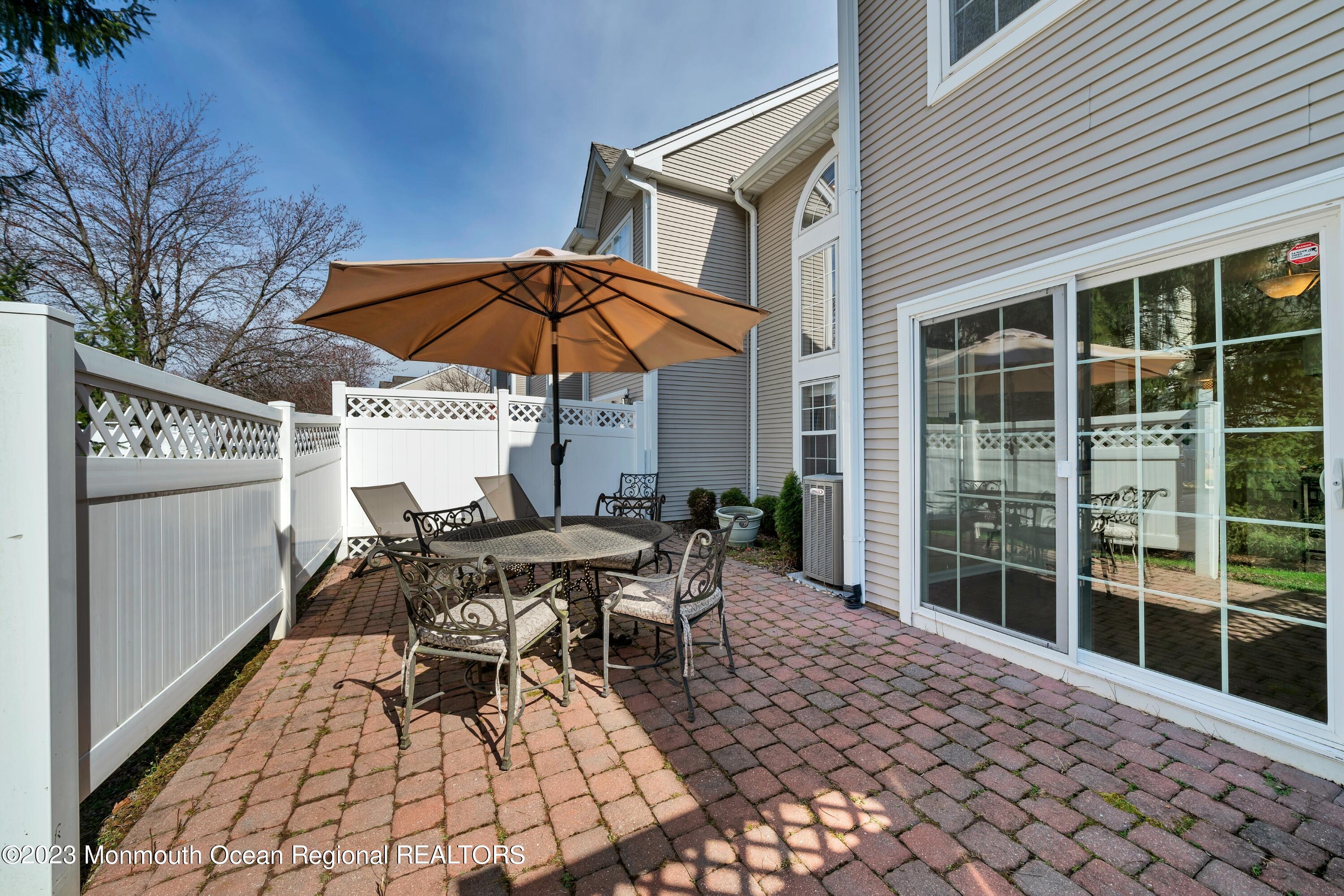 37 Fox Meadow Lane
