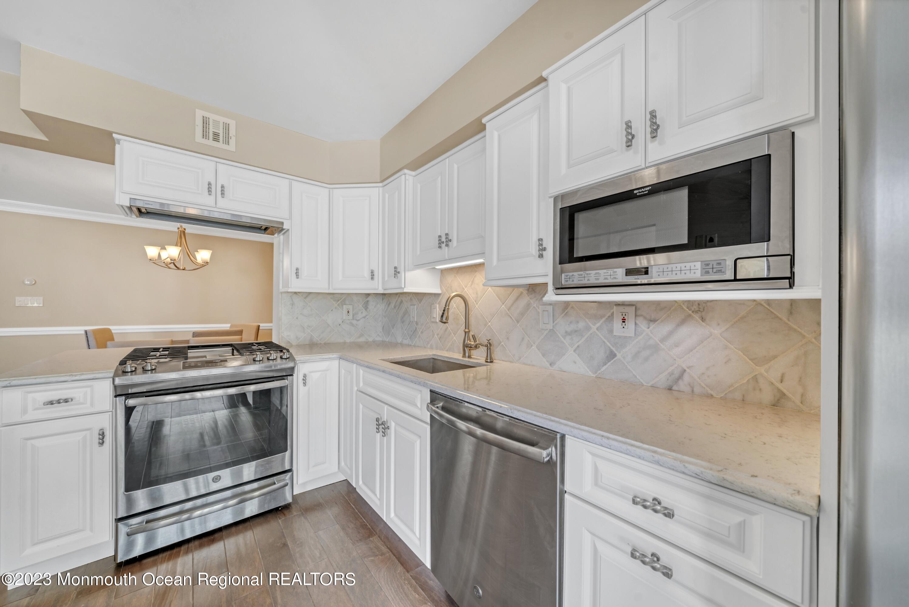 37 Fox Meadow Lane