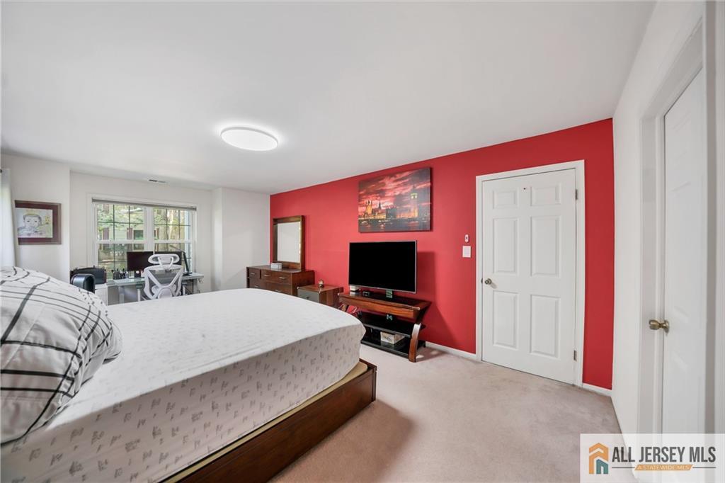 902 Meadow Court # 902
