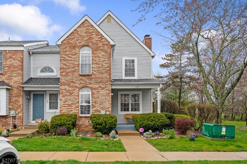 123 Bree Ct