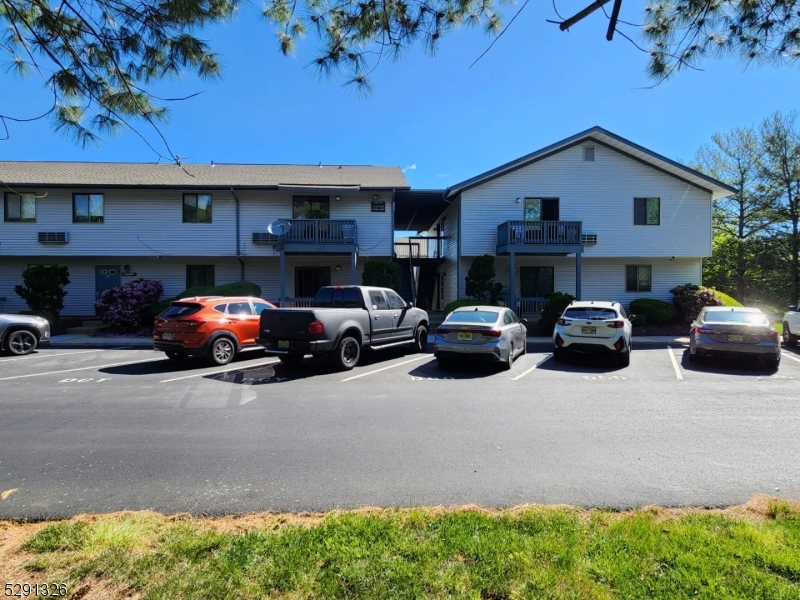 20 Delar Pkwy 413