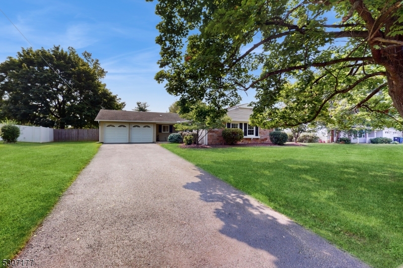 23 Landry Rd