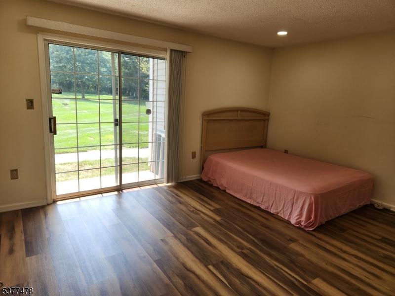 502 Dunn Cir