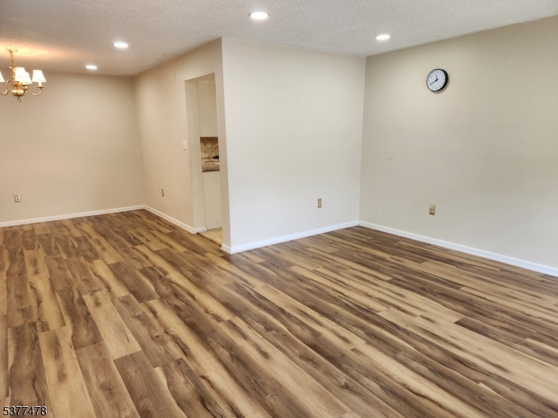 502 Dunn Cir