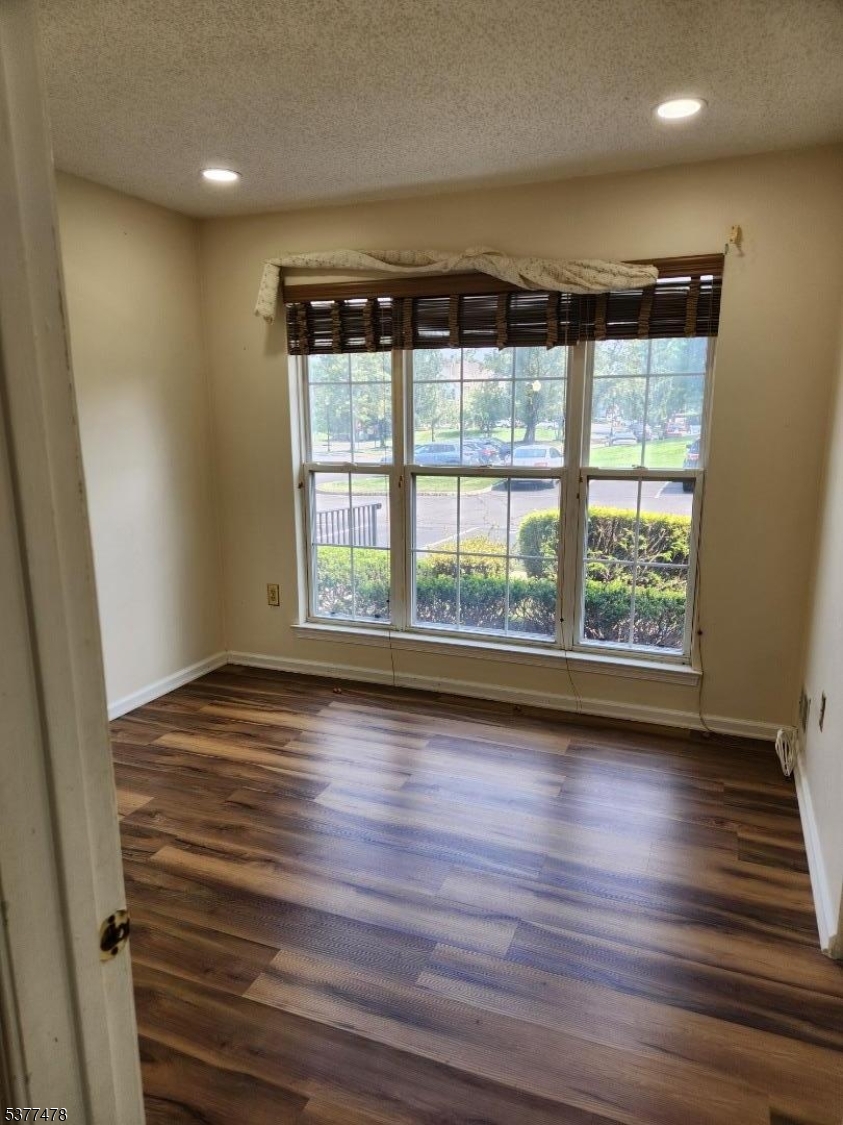 502 Dunn Cir