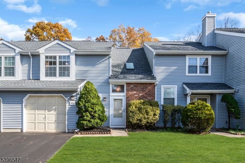 95 Stonehedge Ct