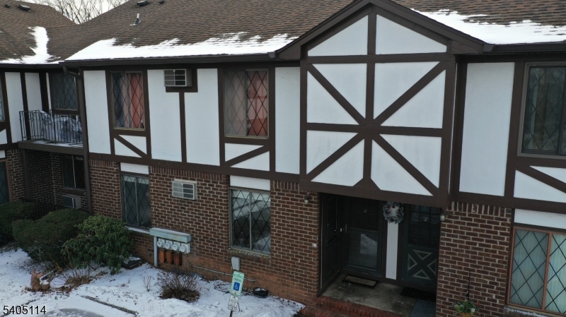 76 Farm Rd E