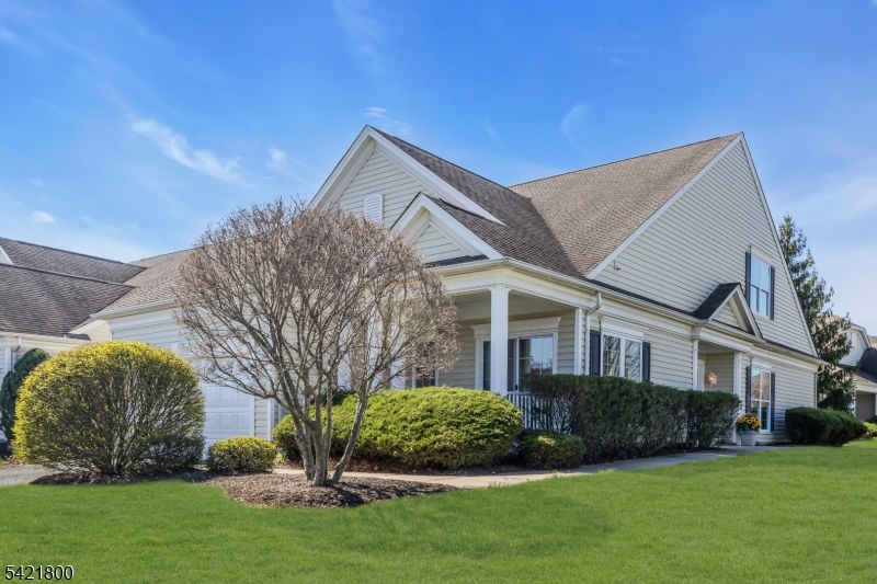 180 Stone Manor Dr