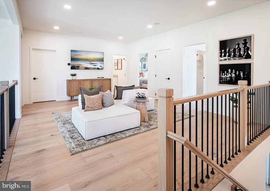 5 CHERRY LANE