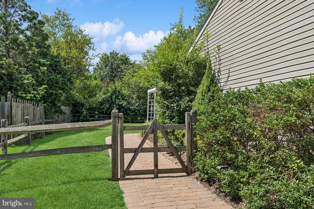 77 PARKER ROAD
