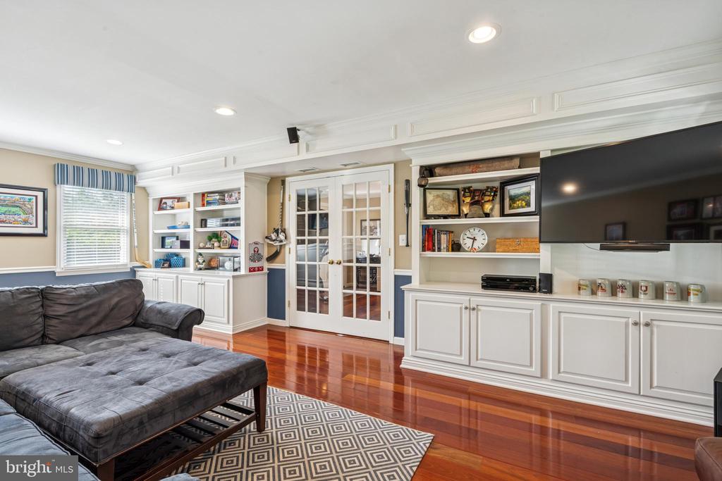 77 PARKER ROAD