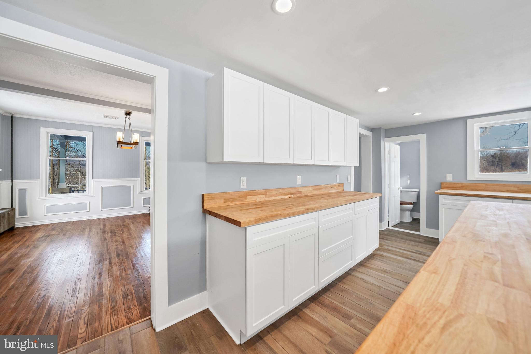 89 ASBURY BROADWAY ROAD