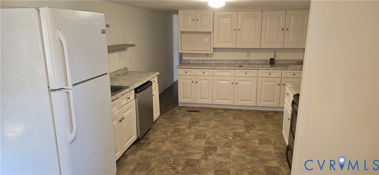 415 Garretts Mill Rd