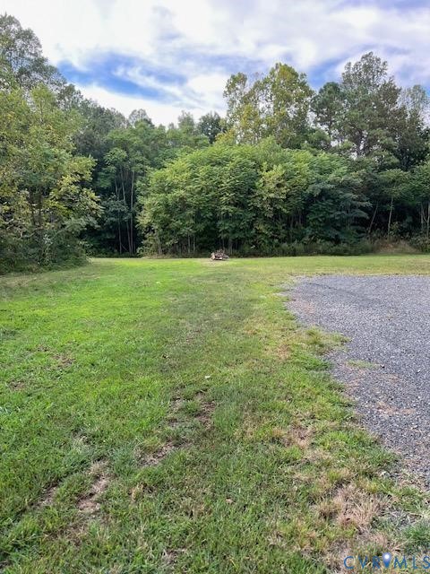 415 Garretts Mill Rd