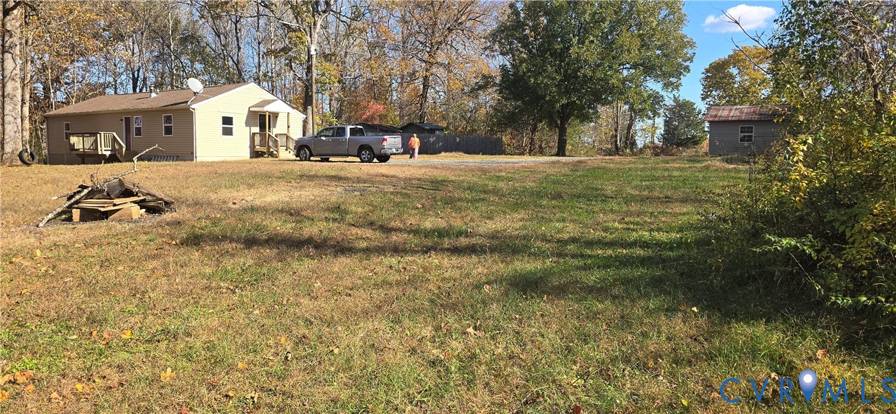 415 Garretts Mill Rd