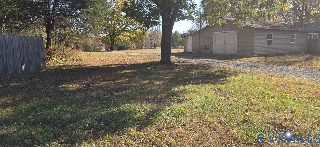415 Garretts Mill Rd