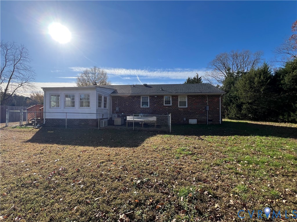 4192 Range Rd