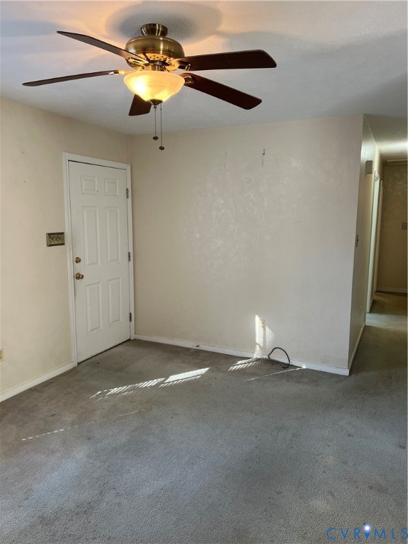48 Willow Oak Ct