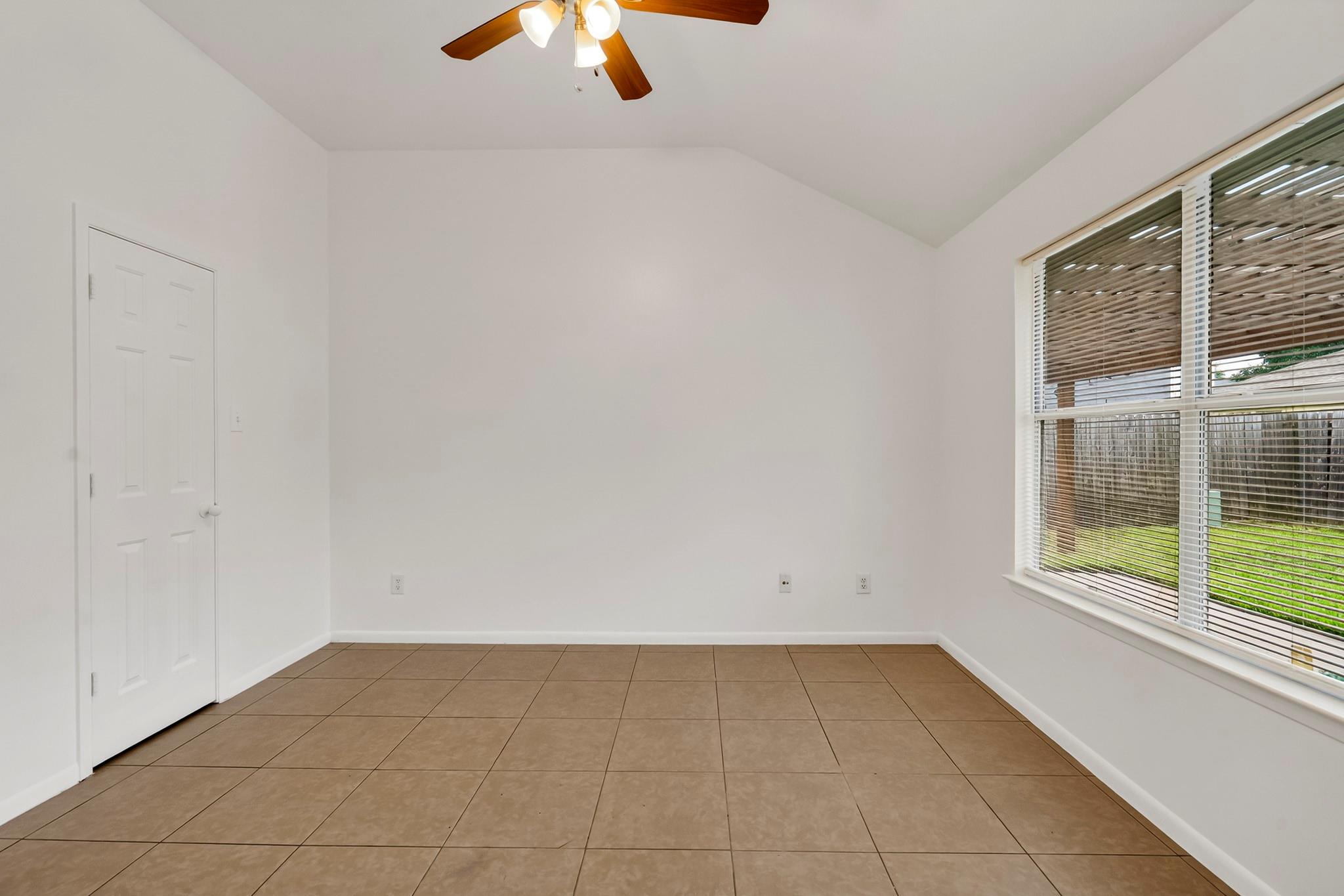 6315 Nullarbor Court