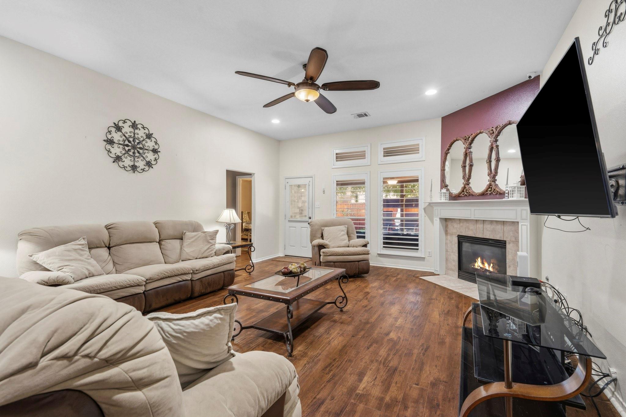 2111 Yosemite Ridge Court