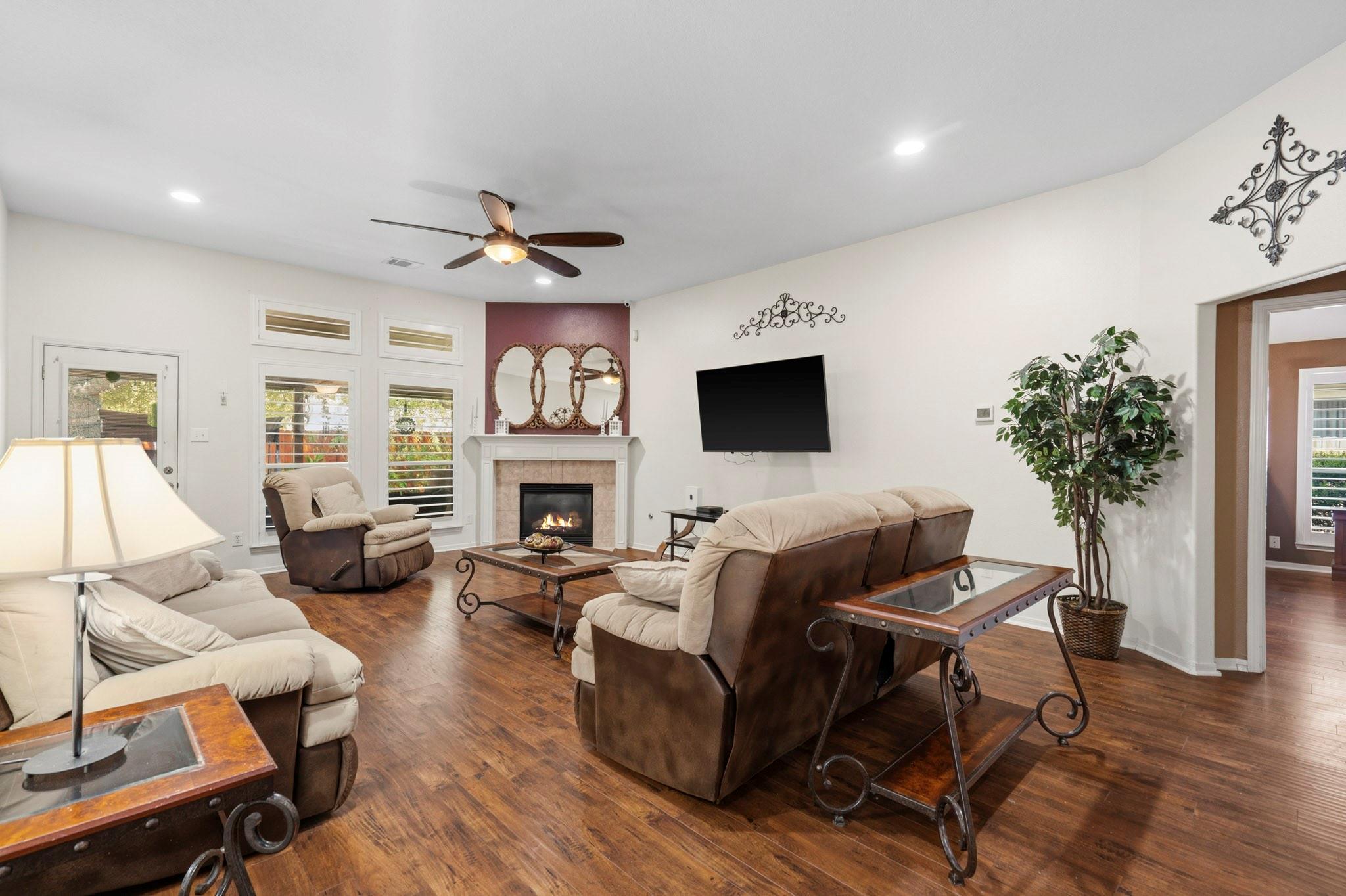 2111 Yosemite Ridge Court