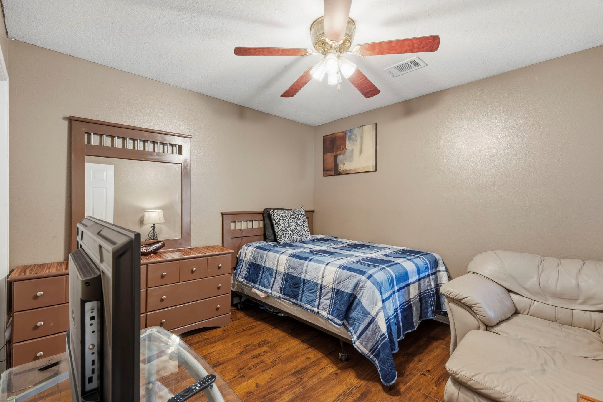2111 Yosemite Ridge Court