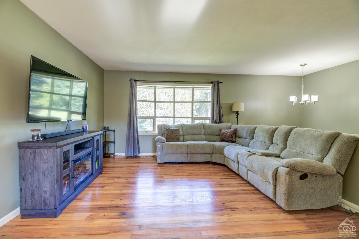 71 Elting Ridge