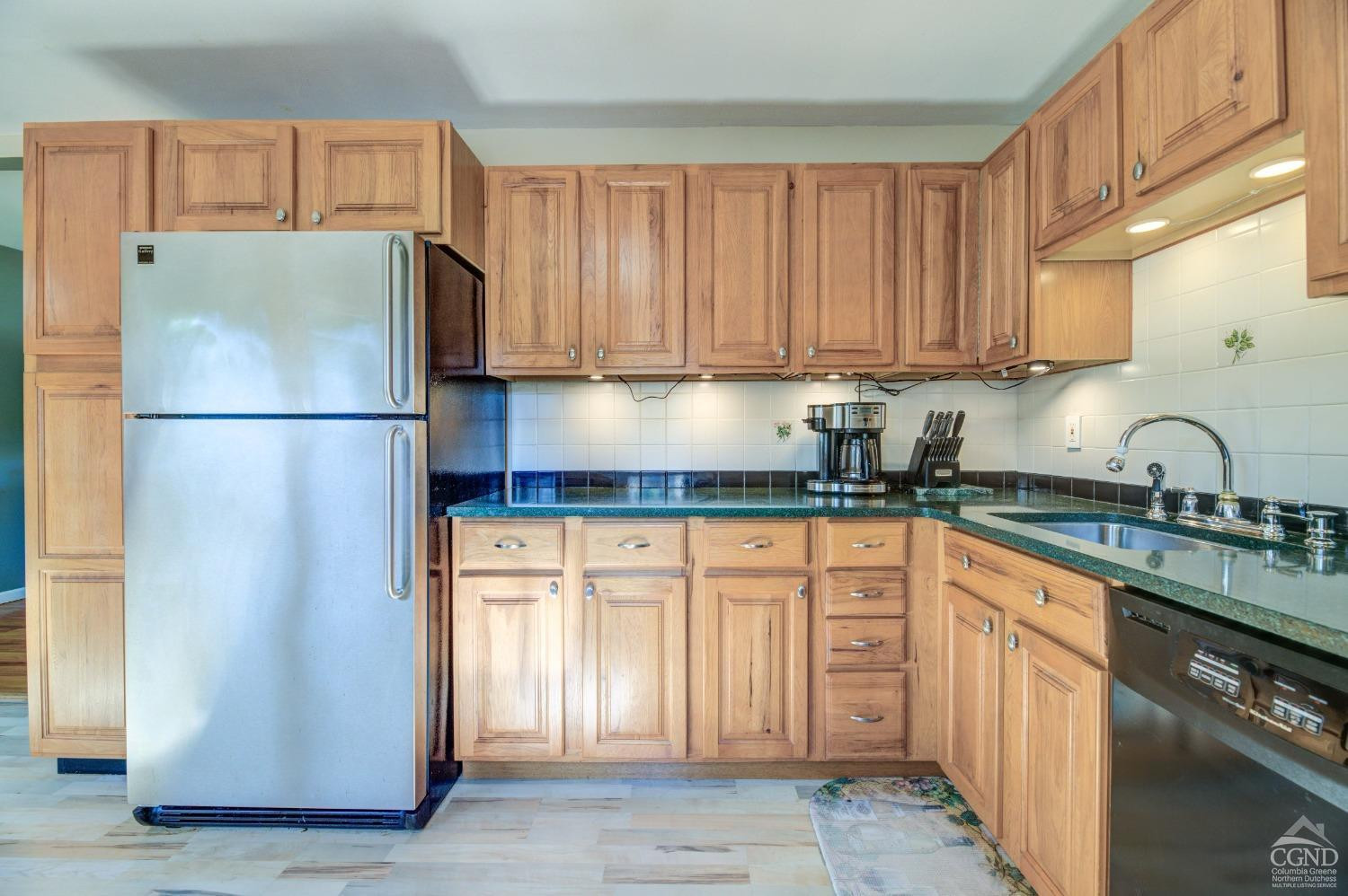 71 Elting Ridge