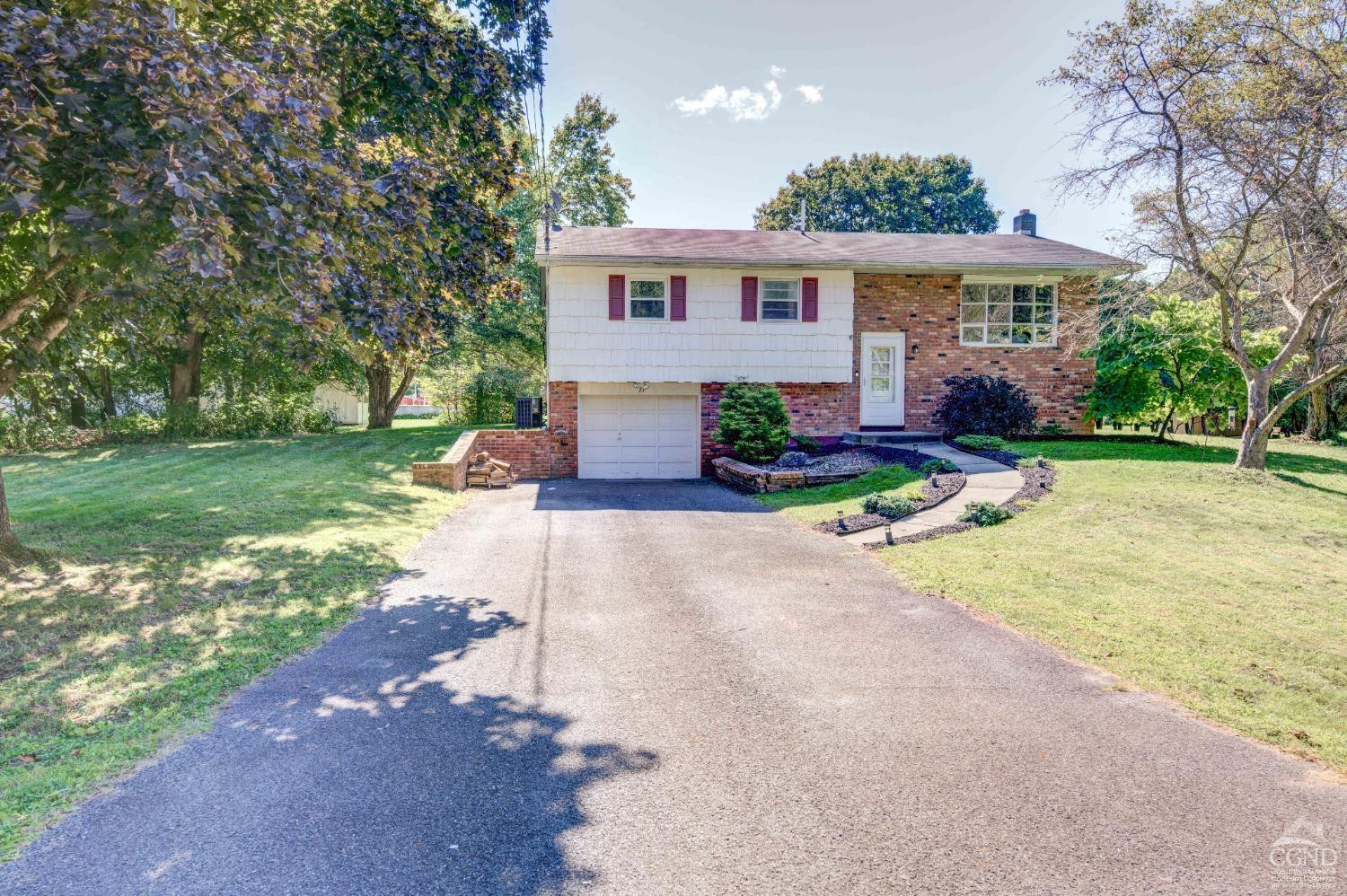 71 Elting Ridge