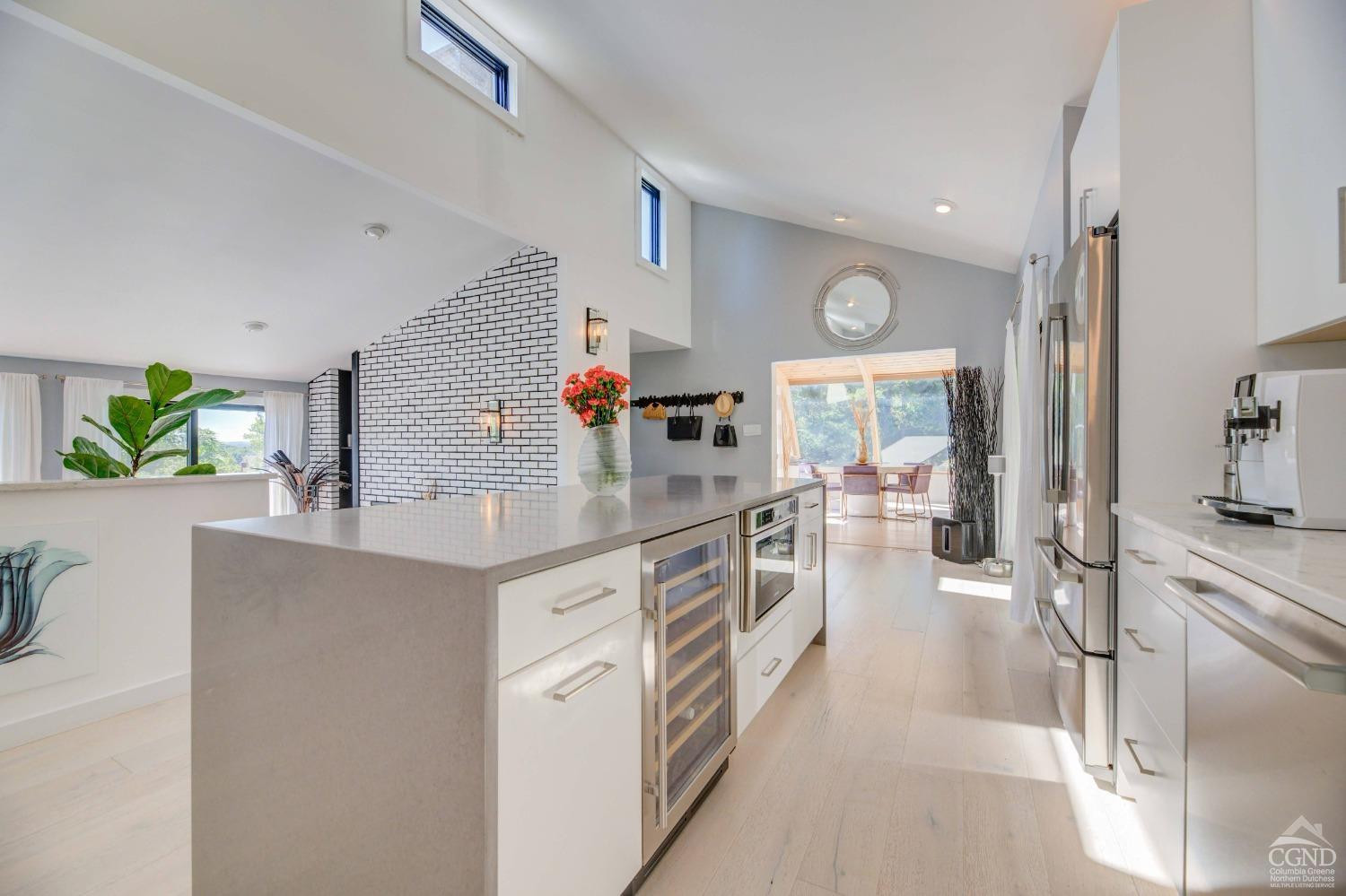 109 Wilrose Lane