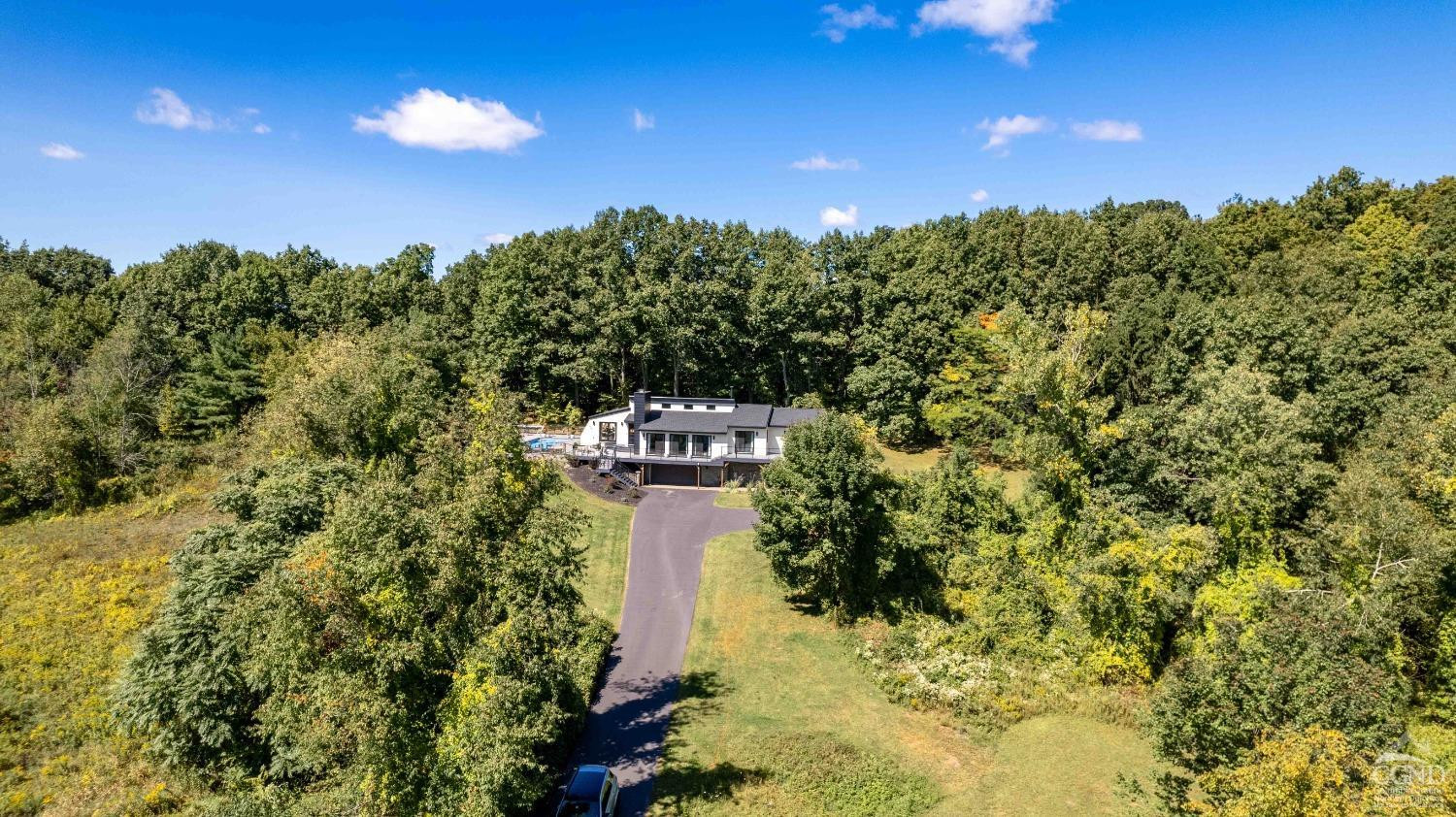 109 Wilrose Lane
