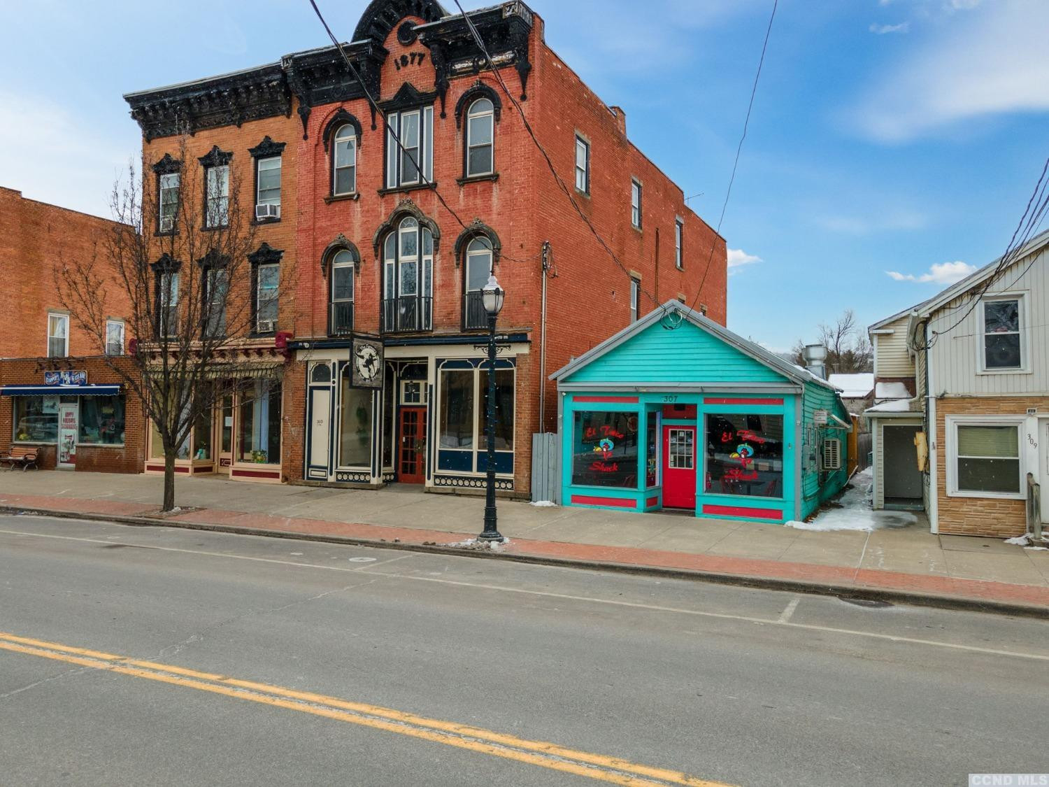 307 Main Street