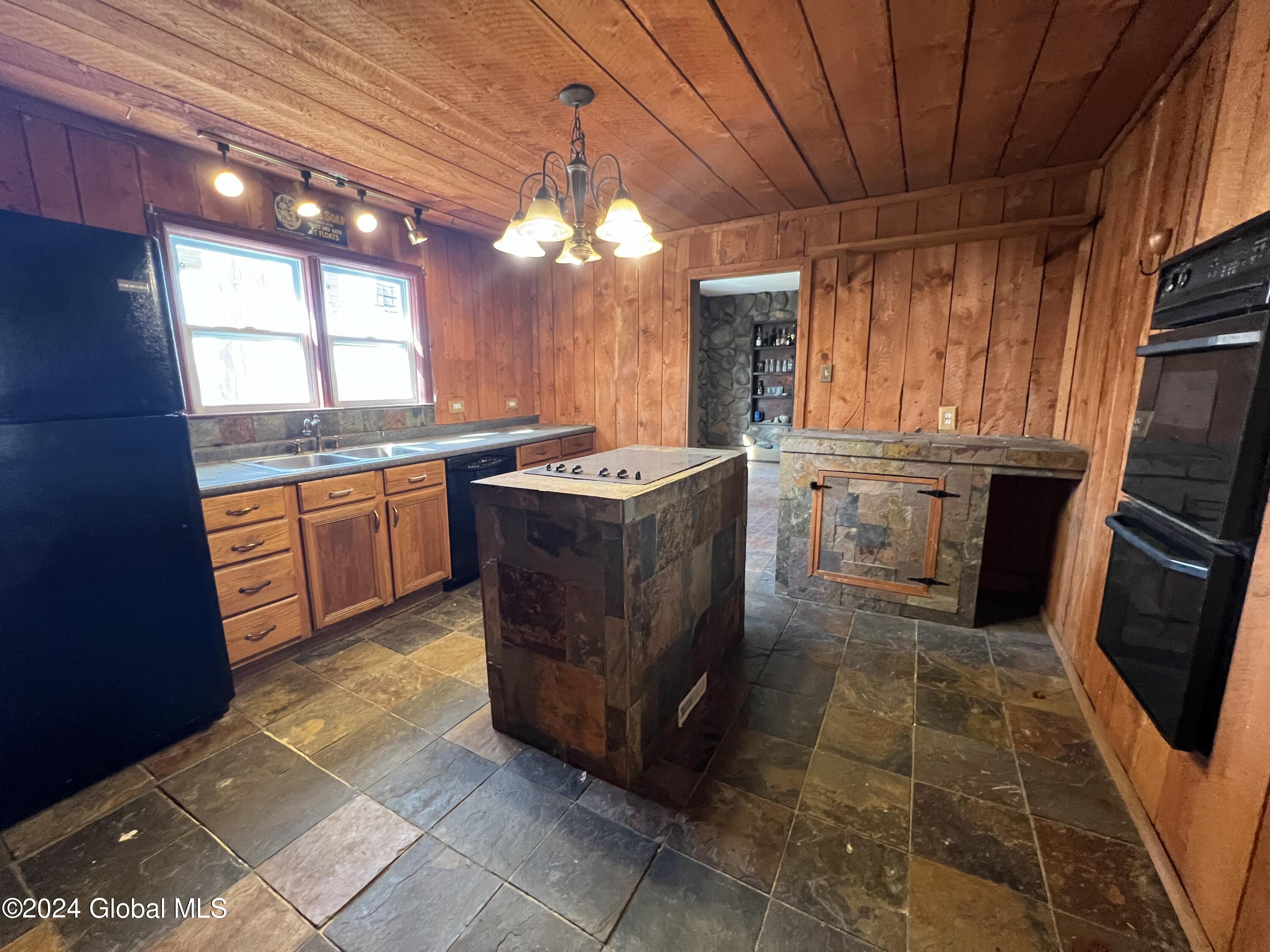 338 Sulphur Springs Road