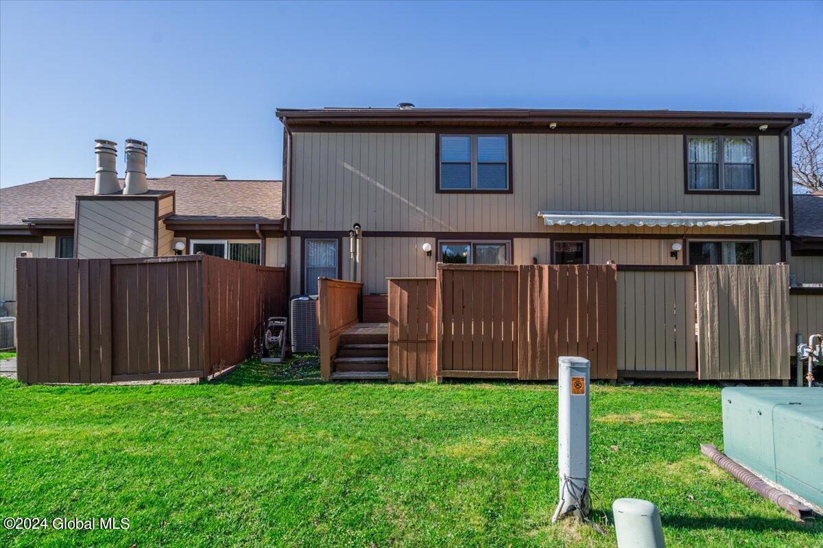 1503 Huntington Court