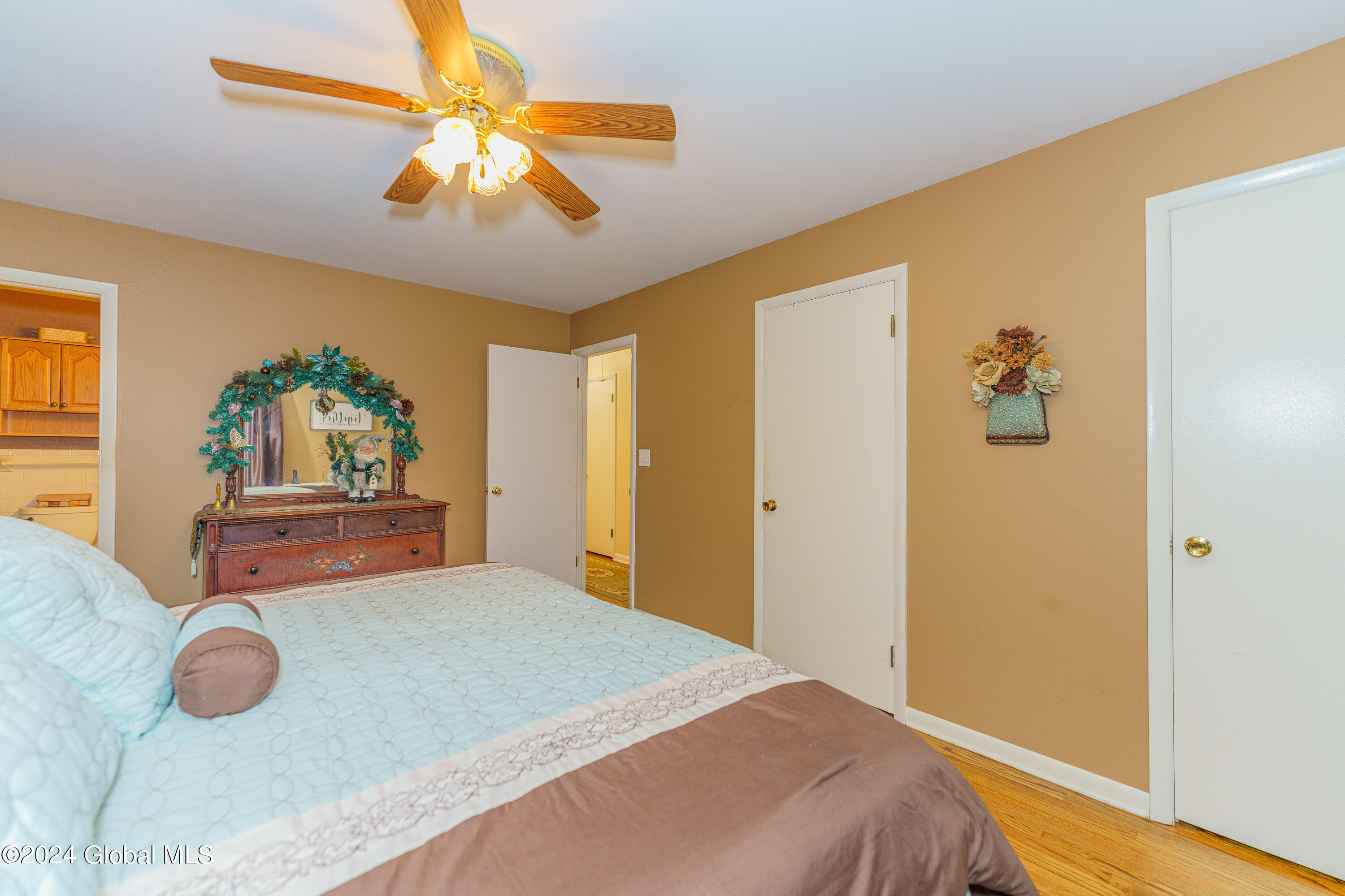 1176 Fernwood Drive