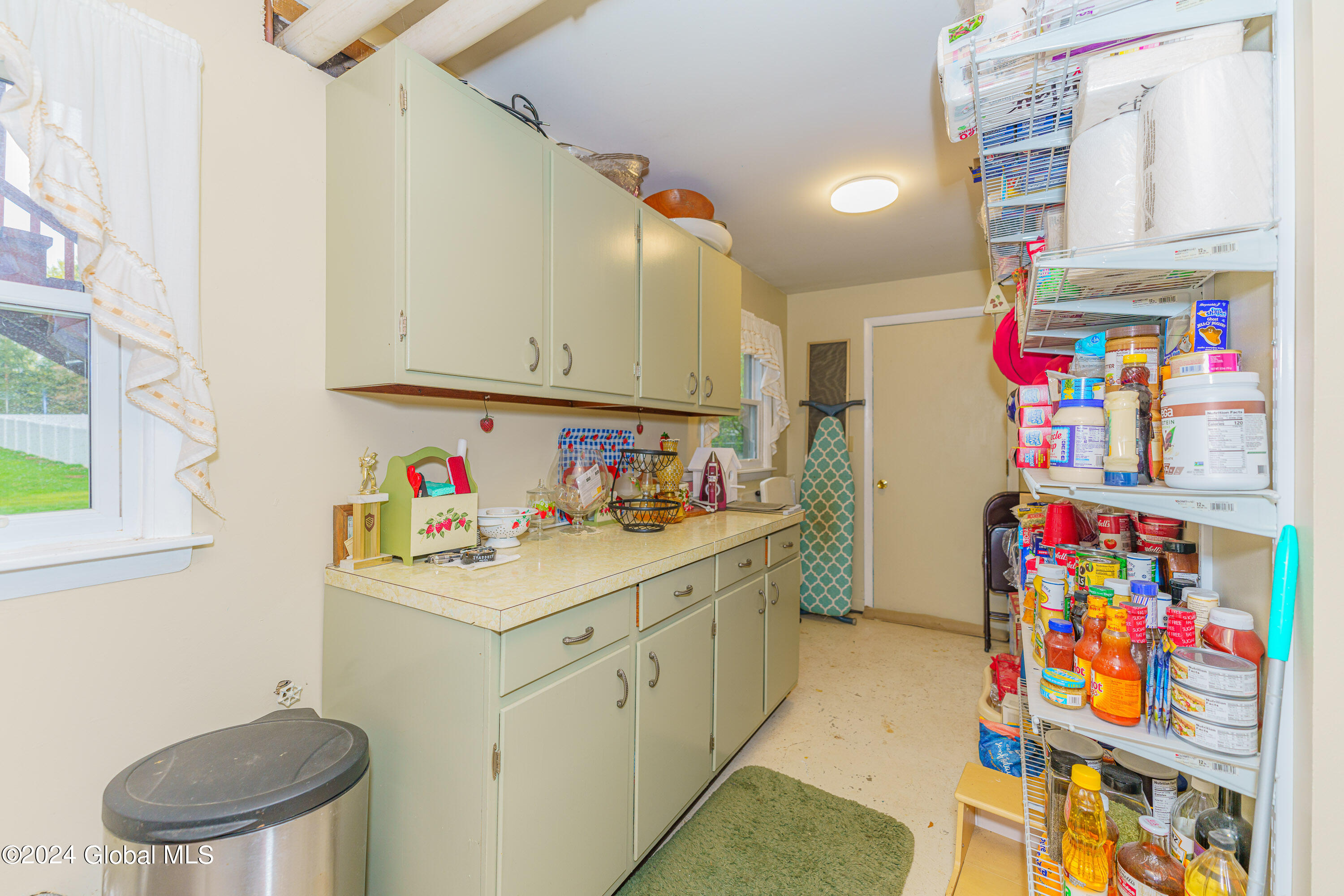 1176 Fernwood Drive