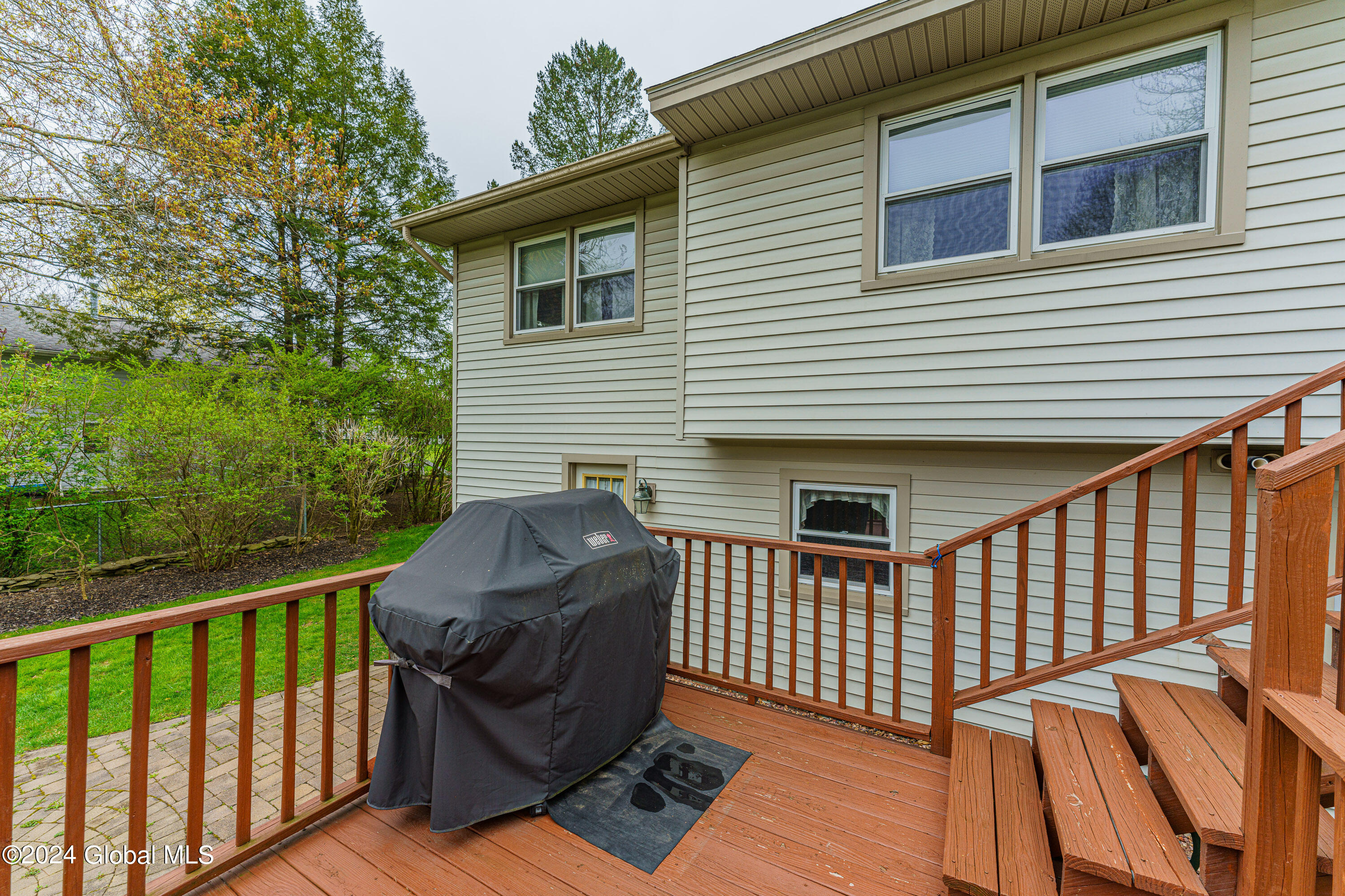 1176 Fernwood Drive