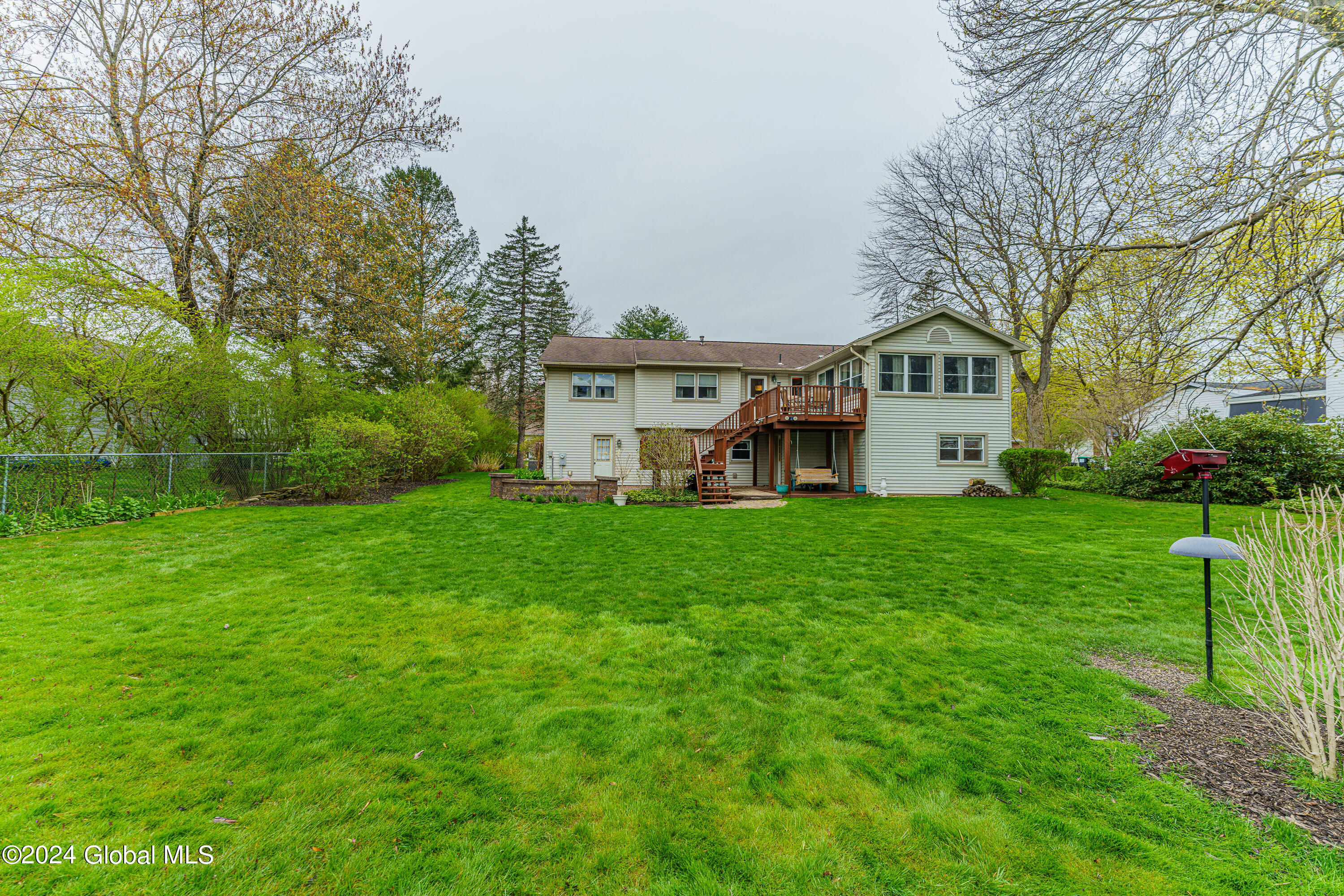 1176 Fernwood Drive
