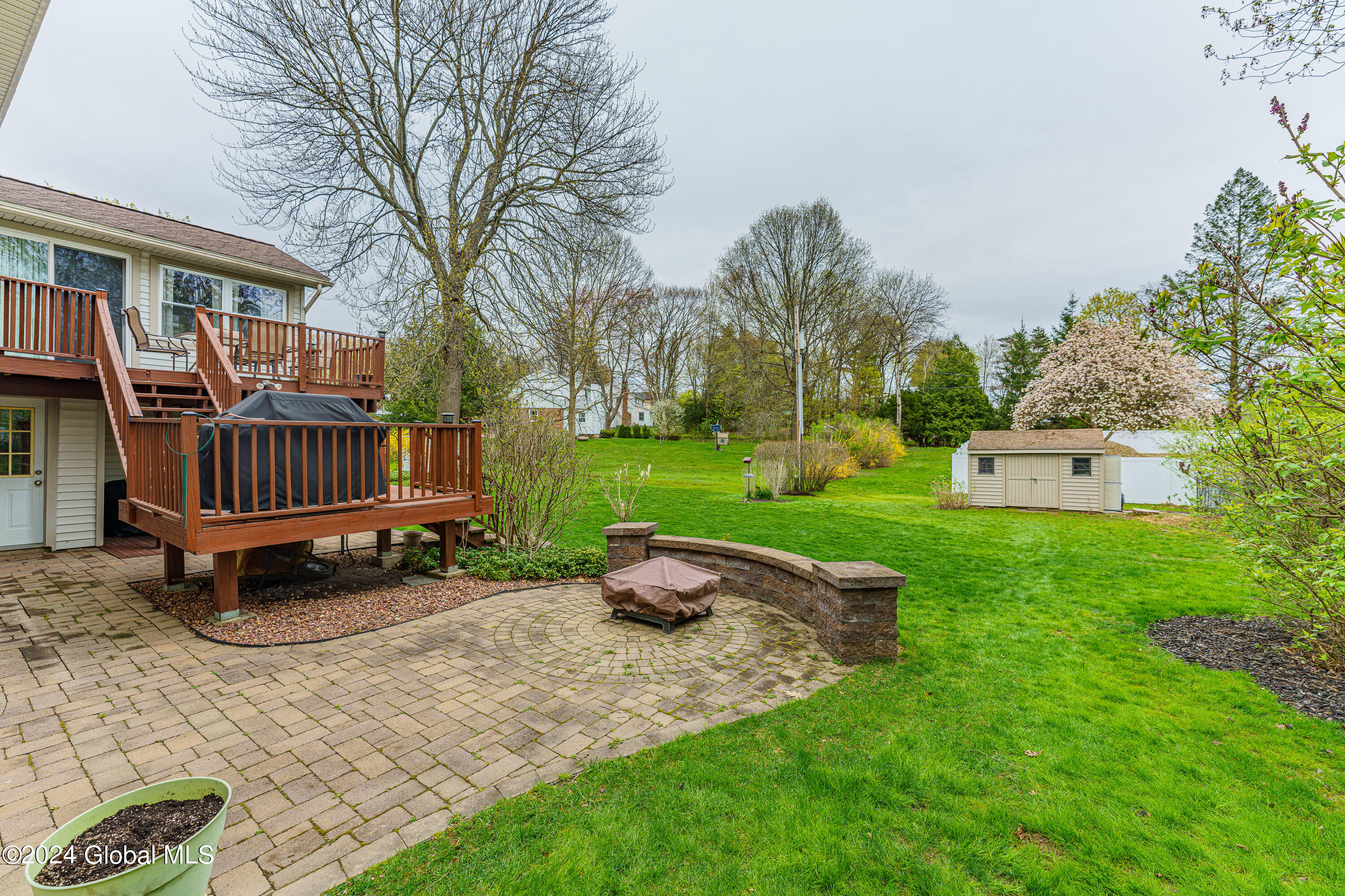 1176 Fernwood Drive