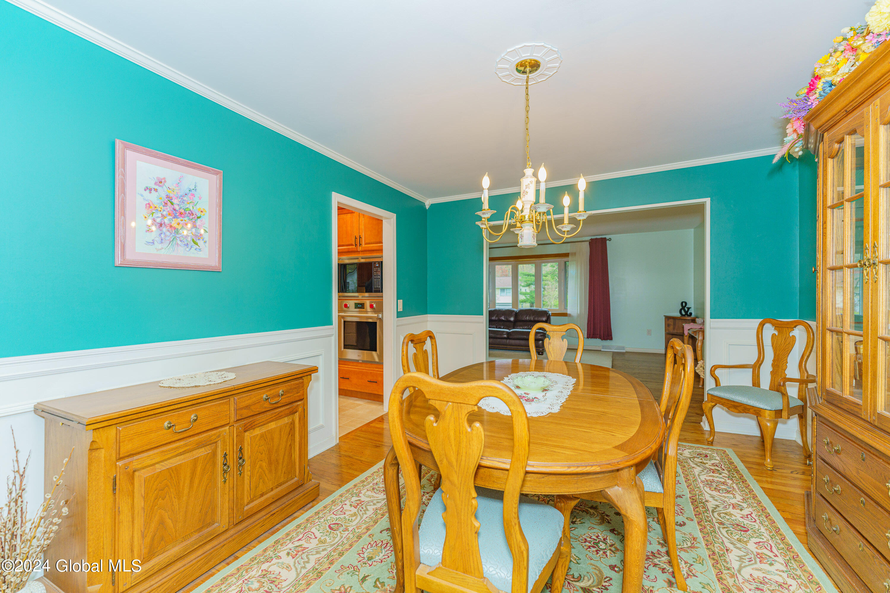 1176 Fernwood Drive