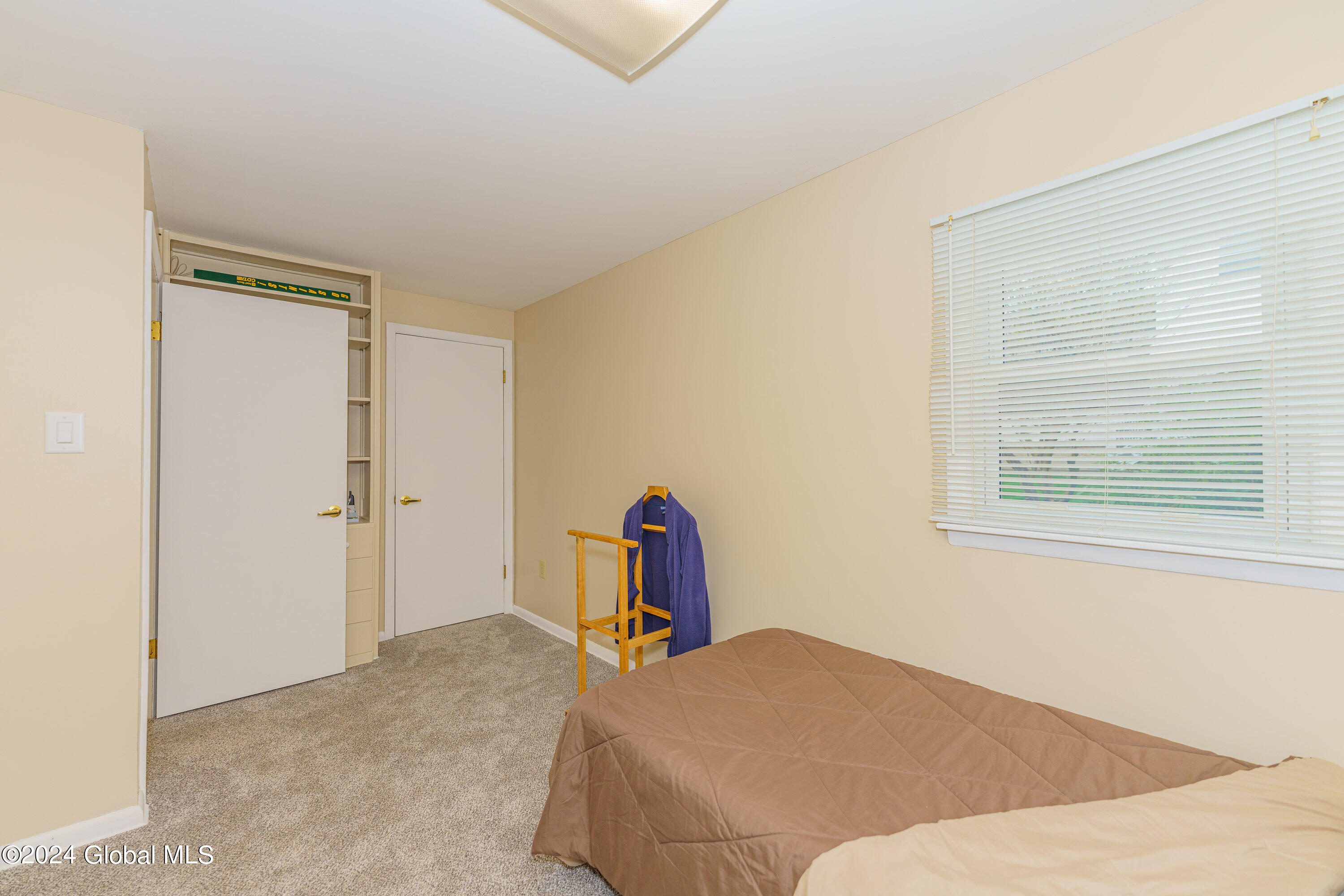 1176 Fernwood Drive