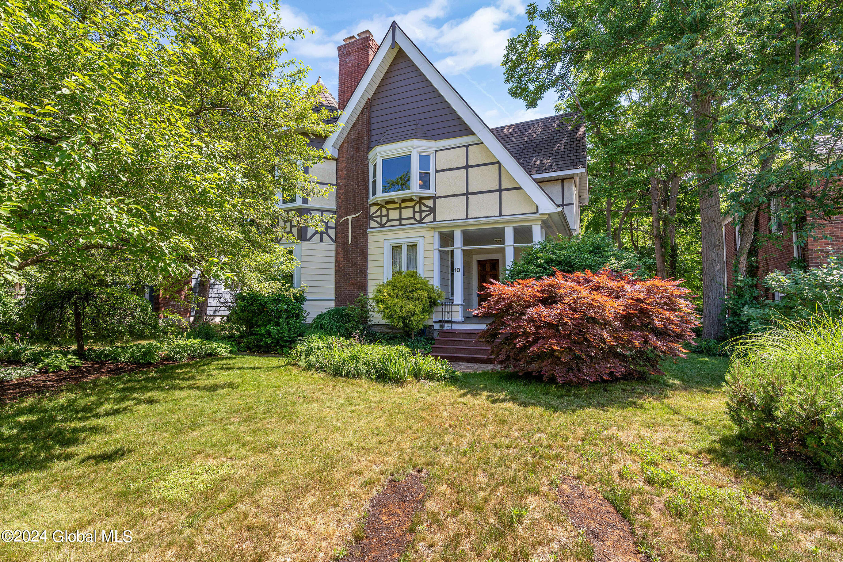 10 Delmar Place
