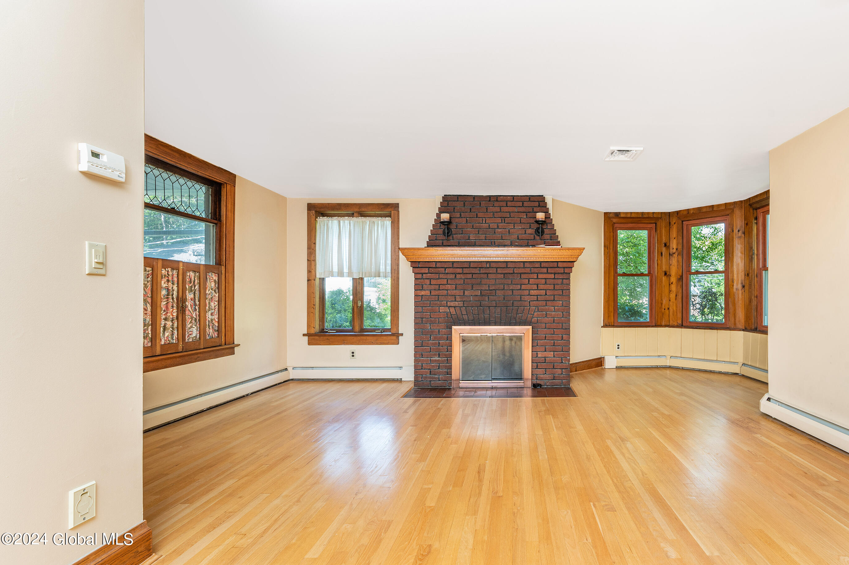10 Delmar Place